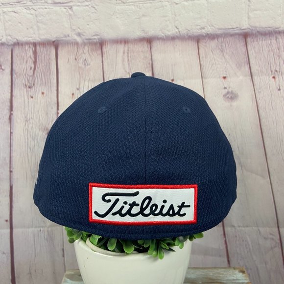 Titleist Navy Blue Flat Golf Cap. Size: Large/X-Large - Picture 3 of 9